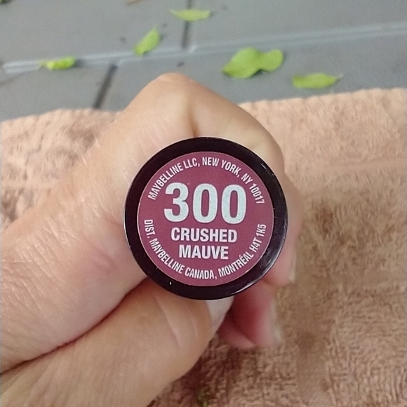 Mineral power by Maybelline lipstick crushed mauve - Picture 4 of 6